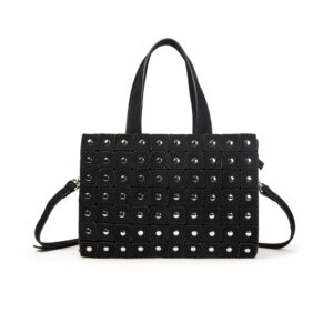BOLSO DE MANO RECTANGULAR CON TACHUELAS